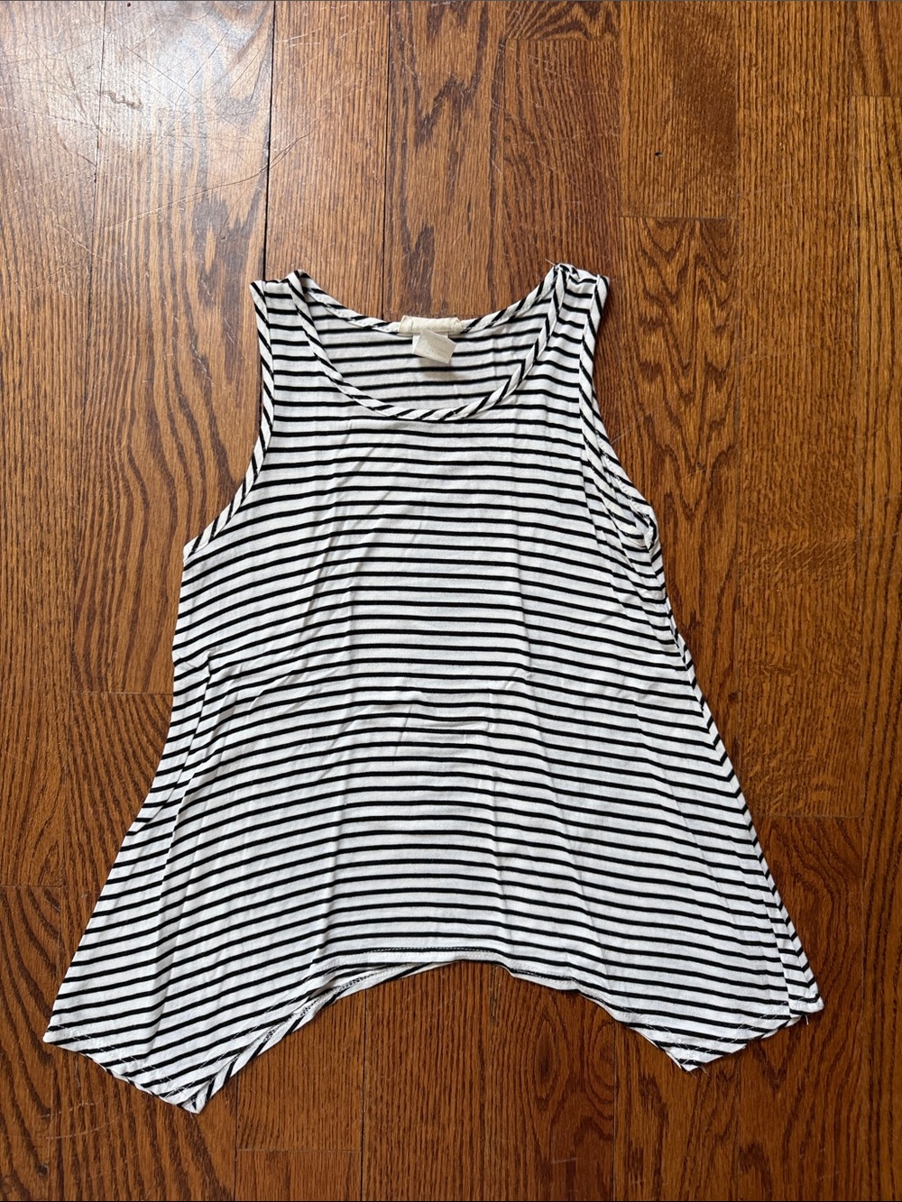 Btween Striped Black & White Sleeveless Swing Tank Top